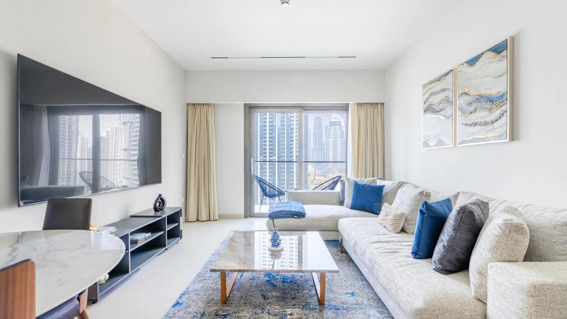 아파트 Stylish 3Br Plus Maid'S Room In Burj Crown With Burj Khalifa View 두바이
